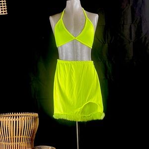 Like green two piece skirt set